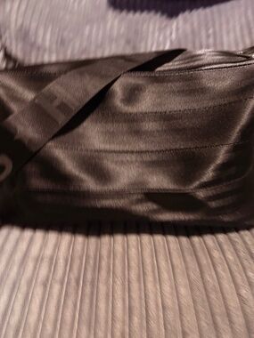 Brooklyn Hobo Bag Harvey’s seatbelt bags.